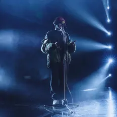 Escucha a Siente, mira videos musicales, lee su biografía, consulta las fechas de las gira y más.