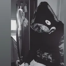 MBK Issa을(를) 듣고, 뮤직 비디오를 보고, 약력을 읽고, 투어 일정 등을 확인하세요!