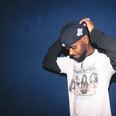 Listen to Champain, watch music videos, read bio, see tour dates & more!