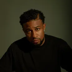 聆聽 Campaigne、觀看音樂影片、閱讀小傳、查看巡演日期等！