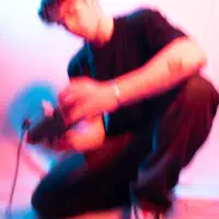 Ouça undefined, assista a videoclipes, leia a biografia, veja as datas das turnês e mais!