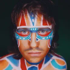 Ruely을(를) 듣고, 뮤직 비디오를 보고, 약력을 읽고, 투어 일정 등을 확인하세요!