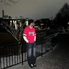 Dengarkan Saintkd, tonton video musik, baca bio, lihat tanggal tur & lainnya!