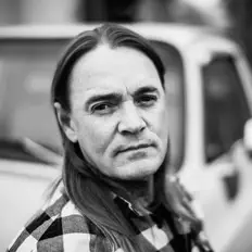 J.D. Graham: песни, клипы, биография, даты выступлений и многое другое.