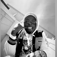 JaySliim dinle, müzik videolarını izle, biyografisini oku, tur tarihlerini ve daha fazlasını gör!