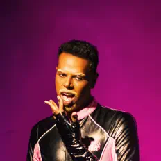 D-E: песни, клипы, биография, даты выступлений и многое другое.