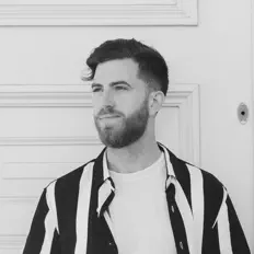 Dengarkan Jérémy Besnard, tonton video musik, baca bio, lihat tanggal tur & lainnya!