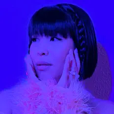 Kimswimを聴いたり、ミュージックビデオを鑑賞したり、経歴やツアー日程などを確認したりしましょう！