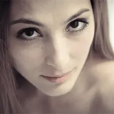 Escucha a Togolokova, mira vídeos musicales, lee la biografía, consulta fechas de giras y mucho más.