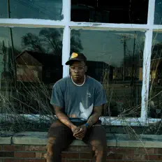 Ouça Tariro, assista a videoclipes, leia a biografia, veja as datas das turnês e mais!