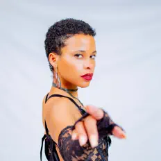 Priscilla K: песни, клипы, биография, даты выступлений и многое другое.