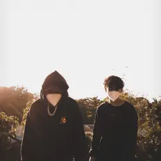 Ascolta Losers' Dub, guarda video musicali, leggi la biografia, vedi le date del tour & altro!