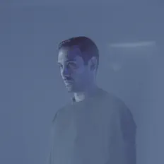 Dengarkan Ali Phi, tonton video musik, baca bio, lihat tanggal tur & lainnya!