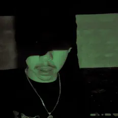 聆聽 WhoIsJayKatt、觀看音樂影片、閱讀小傳、查看巡演日期等！
