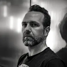 Poslechněte si interpreta Koto Kill, sledujte hudební videa, přečtěte si životopis, podívejte se na data turné a další informace.