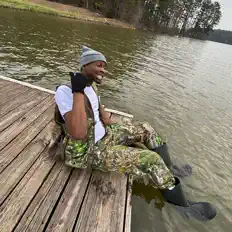 Escucha a Mateovango, mira videos musicales, lee su biografía, consulta las fechas de las gira y más.