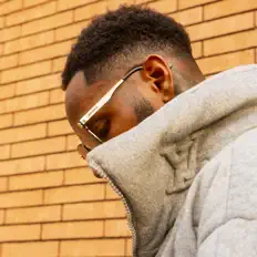 Ascolta Aye'ziz, guarda video musicali, leggi la biografia, vedi le date del tour & altro!