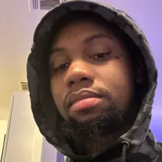 JBF Louiieを聴いたり、ミュージックビデオを鑑賞したり、経歴やツアー日程などを確認したりしましょう！