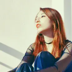 Poslechněte si interpreta SiLina Star, sledujte hudební videa, přečtěte si životopis, podívejte se na data turné a další informace.