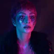 Ascolta Kandy Roar, guarda video musicali, leggi la biografia, vedi le date del tour & altro!