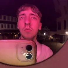 Ascolta Coln, guarda video musicali, leggi la biografia, vedi le date del tour & altro!