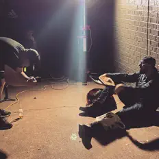 Dengarkan Cambio, tonton video musik, baca bio, lihat tanggal tur & lainnya!