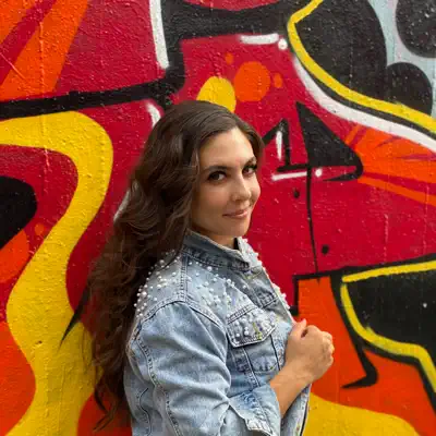Listen to Sarah Maria, watch music videos, read bio, see tour dates & more!
