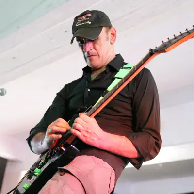 Listen to Batallón de Castigo, watch music videos, read bio, see tour dates & more!