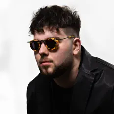Listen to Pavlo Vicci, watch music videos, read bio, see tour dates & more!