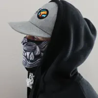 Luister naar undefined, bekijk muziekvideo's, lees de bio, bekijk de tourdata, en meer!