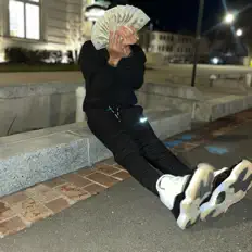 收听 Rackztakedat、观看音乐视频、阅读小传、查看巡演日期等 ！