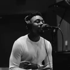 Listen to Kyle Banks, watch music videos, read bio, see tour dates & more!