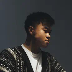 收听 Donny Tran、观看音乐视频、阅读小传、查看巡演日期等 ！