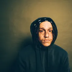 Dengarkan JORDAN Xx, tonton video musik, baca bio, lihat tanggal tur & lainnya!