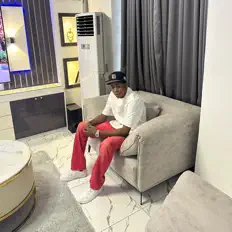 Poslechněte si interpreta ERIC MANNY, sledujte hudební videa, přečtěte si životopis, podívejte se na data turné a další informace.