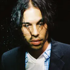 Body Meat सुनें, म्यूज़िक वीडियो देखें, बायो पढ़ें, दौरे की तारीखें और बहुत कुछ देखें!