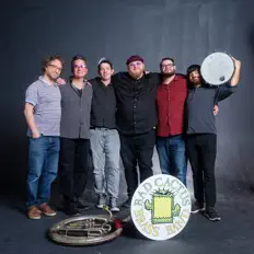 聆聽 Bad Cactus Brass Band、觀看音樂影片、閱讀小傳、查看巡演日期等！