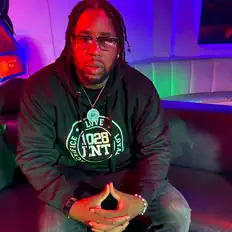 Ouve JP Dinero, vê vídeos de música, lê a biografia, vê as datas da digressão e muito mais!