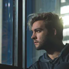 Ouça Ben Sweet, assista a videoclipes, leia a biografia, veja as datas das turnês e mais!