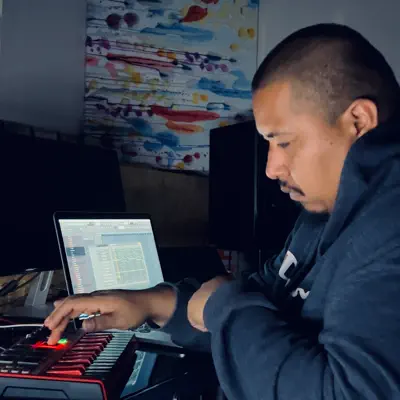 Listen to JuanBeatz, watch music videos, read bio, see tour dates & more!