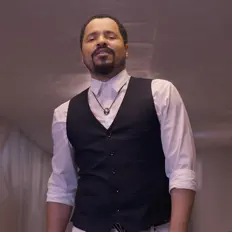 Ouça VenZy, assista a videoclipes, leia a biografia, veja as datas das turnês e mais!