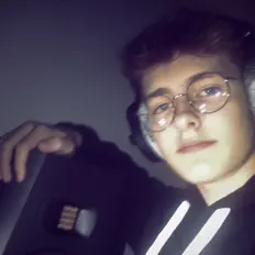 Dengarkan Bachman, tonton video musik, baca bio, lihat tanggal tur & lainnya!