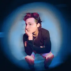 Ascolta Joe Mohon, guarda video musicali, leggi la biografia, vedi le date del tour & altro!