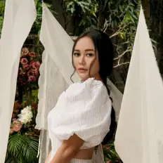 Listen to Aura Kasih, watch music videos, read bio, see tour dates & more!
