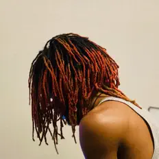 Spice Marley dinle, müzik videolarını izle, biyografisini oku, tur tarihlerini ve daha fazlasını gör!