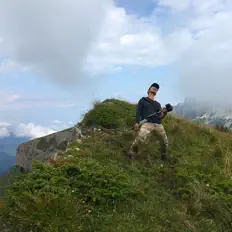 Poslechněte si interpreta Alex Diakov, sledujte hudební videa, přečtěte si životopis, podívejte se na data turné a další informace.