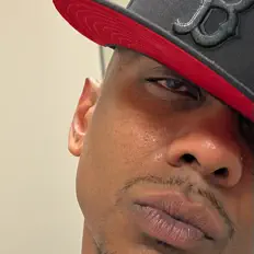 Ouça Dee Stakz, assista a videoclipes, leia a biografia, veja as datas das turnês e mais!