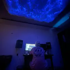 Dengarkan ivl, tonton video musik, baca bio, lihat tanggal tur & lainnya!