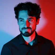 Ouve Plenge, vê vídeos de música, lê a biografia, vê as datas da digressão e muito mais!