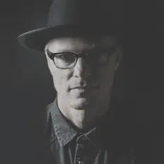 Paul Durhamを聴いたり、ミュージックビデオを鑑賞したり、経歴やツアー日程などを確認したりしましょう！